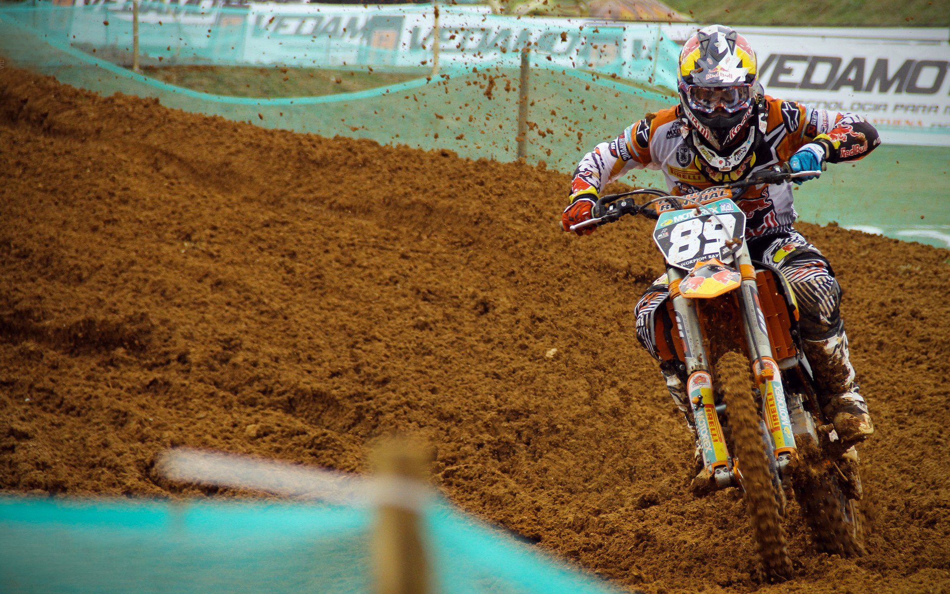 滑行段速度控制精准，节奏稳定，滑行时间定义